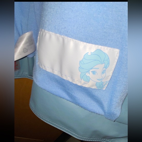 ❄️Anna & Elsa FROZEN Disney Store Girl’s Blue Rain Jacket Coat Size Girls 9/10 - Picture 9 of 9